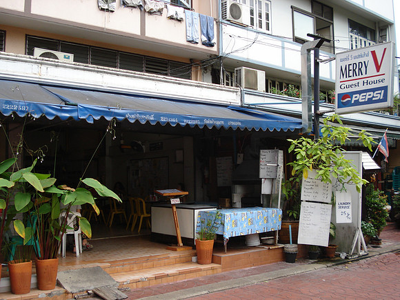 Merry V Guest House, Bangkok - Thailand.