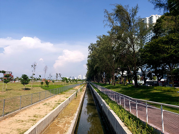 20240518_161934-gurney-bay-canal