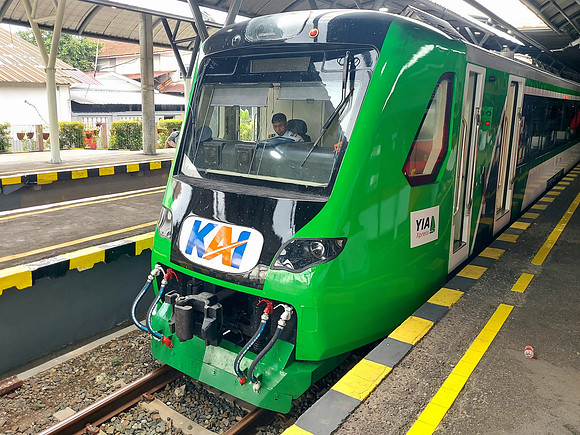 20240430_122147-yia-airport-train