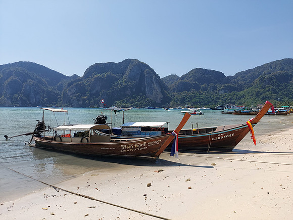 20220129_131220-phi-phi-beach