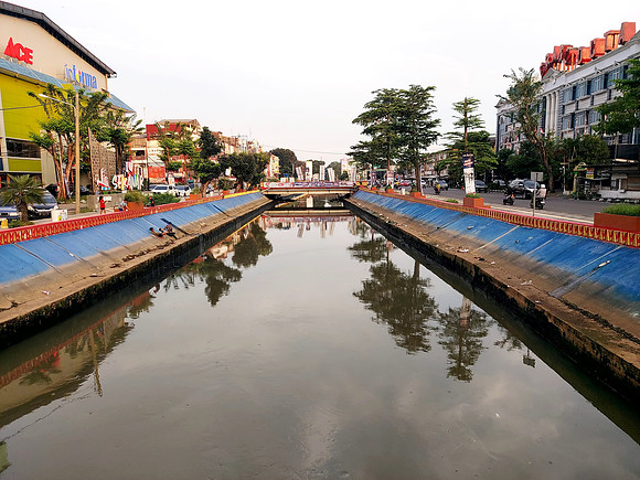 20240421_173712-river-canal