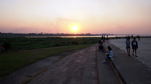 PC099249-mekong-sunset