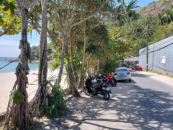 20220126_134128-nai-han-beach-road