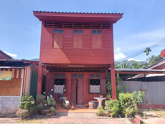 20220205_102820-old-town-wooden-house