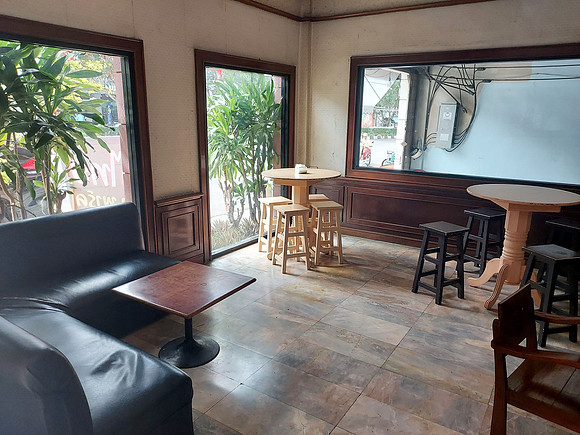 20220210_103233-wattana-lounge