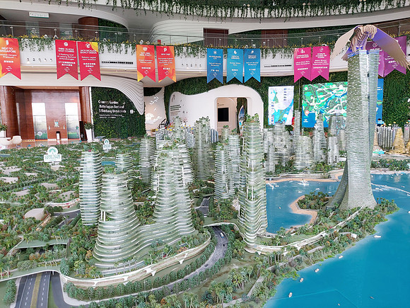 20220728_141858(1)-green-towers-model