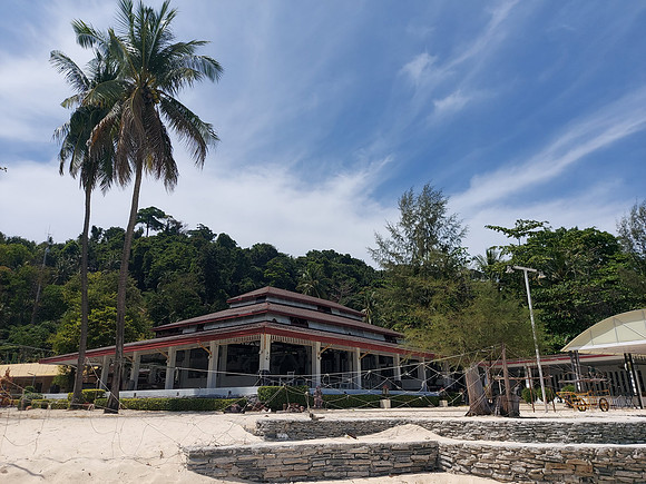 20220207_123631-closed-resort