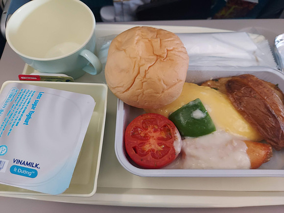 20221019_070839-breakfast-kul-dad