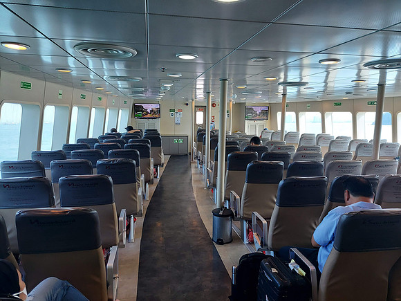 20220809_091538-batam-horizon-seats
