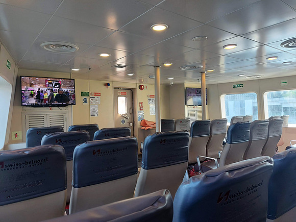 20220809_083228-batam-ferry-seats