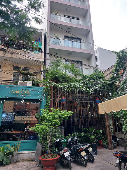 20220427_134943-little-saigon-boutique-hotel