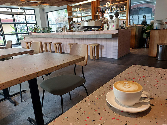 20220616_073153-belong-cafe