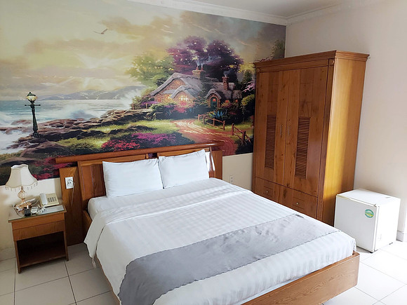 20220703_140417-reddoorz-ly-tu-trong-bed