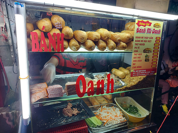 20220916_220313-banh-mi