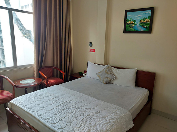 20220921_140541-nguyen-thanh-hotel-bed