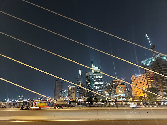 20221031_183141-thu-thiem-2-bridge-at-night