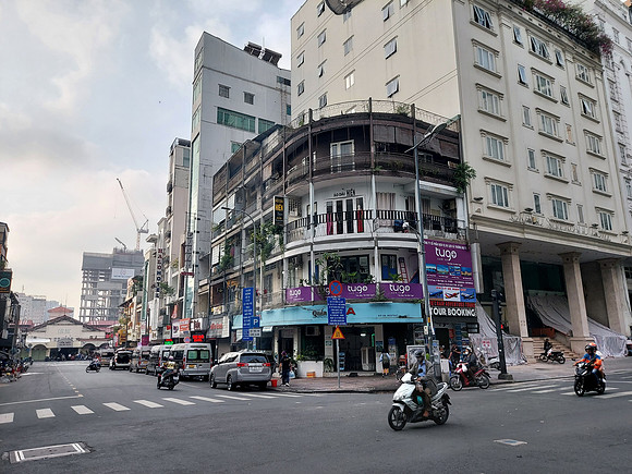 20221107_065542-ly-tu-trong-ben-thanh