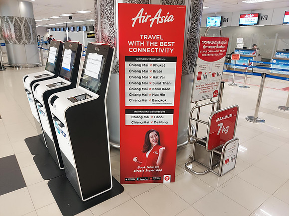 20221201_071226-airasia-check-in