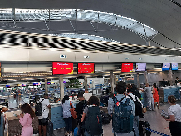 20220510_063838-denpasar-check-in