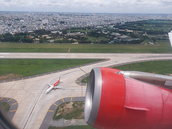 20220906_115136-flying-over-sgn