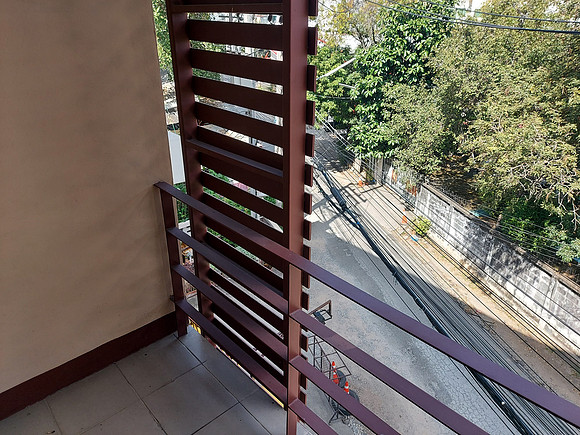 20221115_114832-p-place-balcony