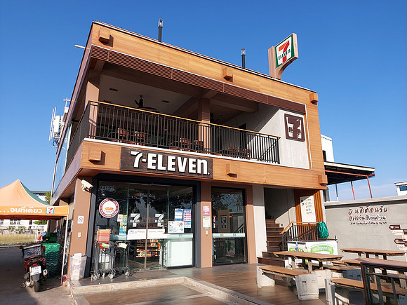 20220227_074445-7-eleven