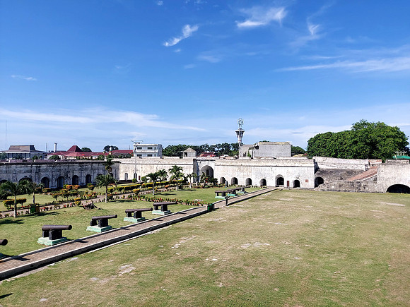 20240425_093525-fort-garden