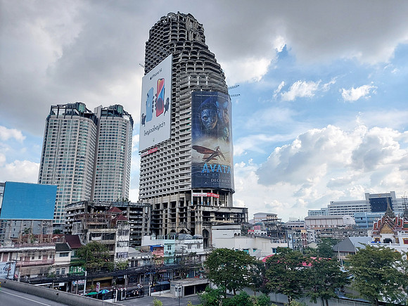 20221204_153009-sathorn-unique