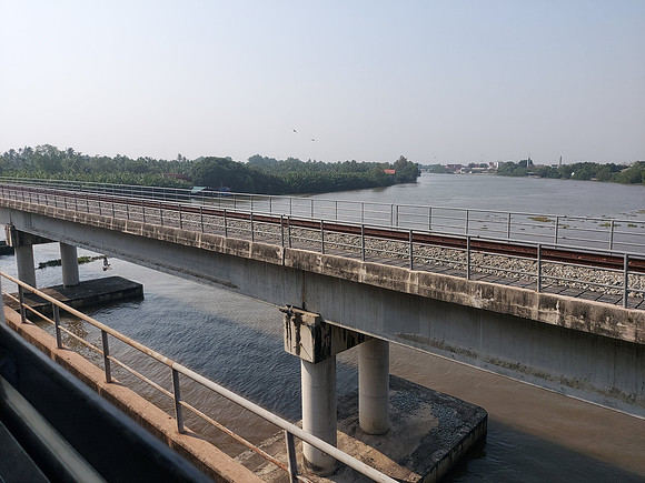 20230304_090614-bang-pakong-bridge