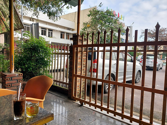 20230204_080558-coffee-outside-dieu-tri