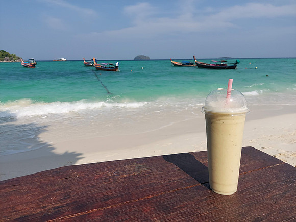 20230313_152810-banana-smoothie