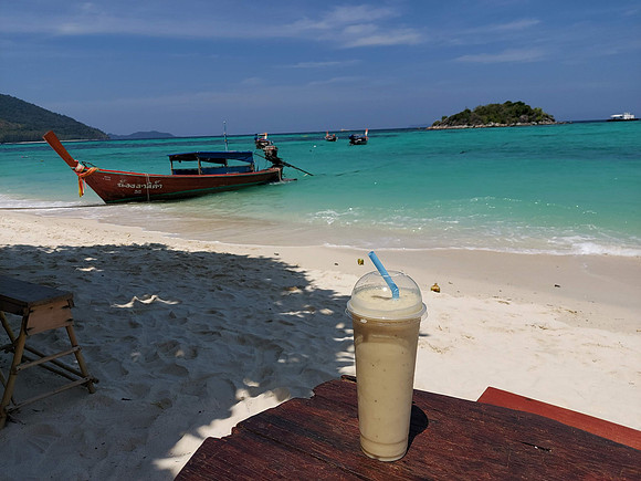 20230314_133616-beach-banana-smoothie