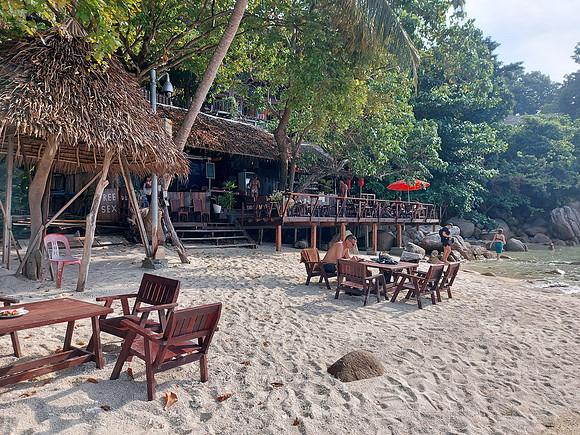 20230315_161747-sunset-bar
