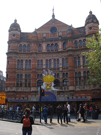Palace Theatre, London - England.