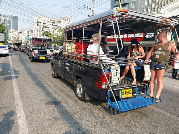 20230304_155757-songthaew
