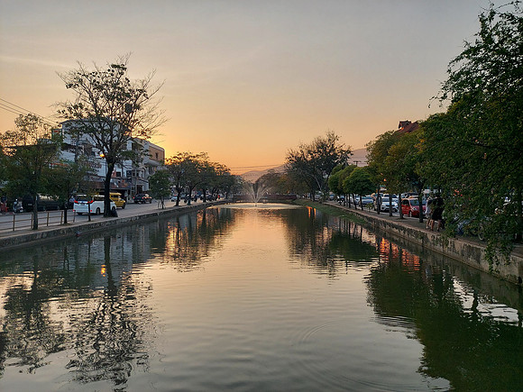20230209_175954-moat-sunset