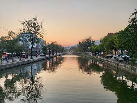 20230211_180849-moat-sunset
