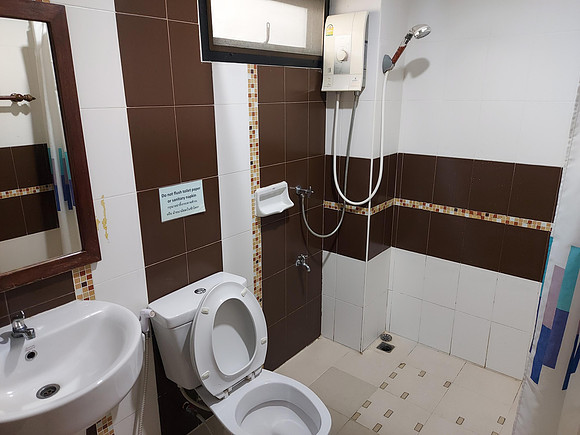 20230214_095642-p-place-bathroom
