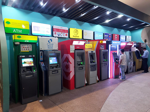 20211229_181651-pick-a-bank