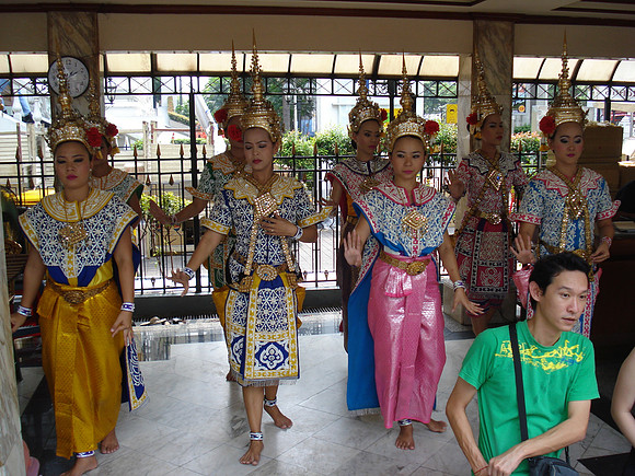 Erawan Shrine Dancers, Bangkok - Thailand.