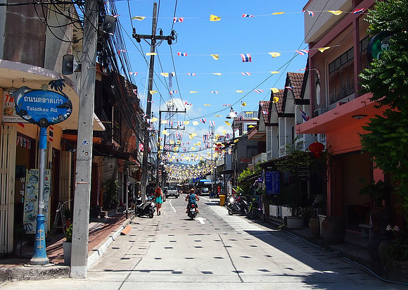 P3083037-thong-sala-town