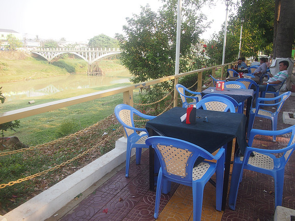 P2212368-the-river-cafe