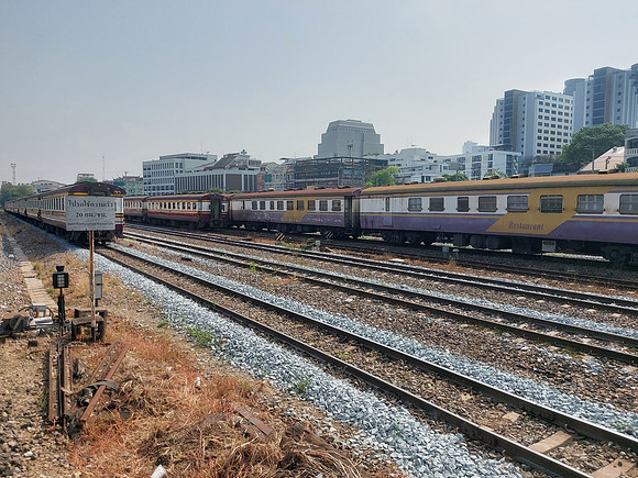 20230427_092535-hua-lamphong-train-yard