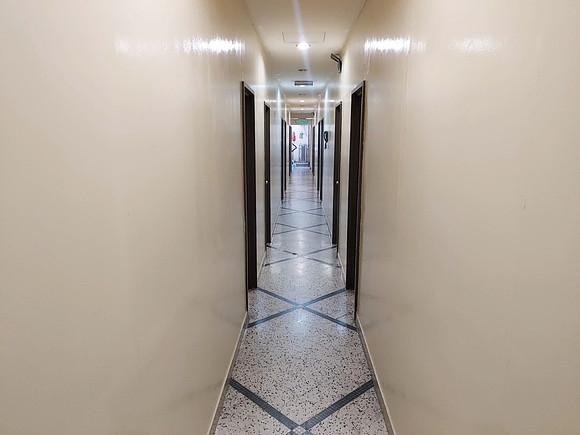 20221015_145604--nan-teang-hotel-corridor