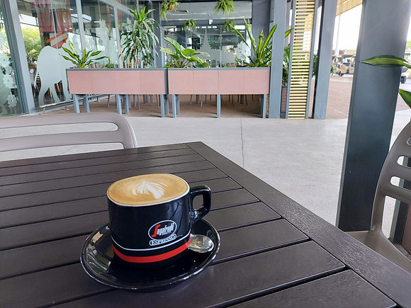 20220122_103944-landside-cafe