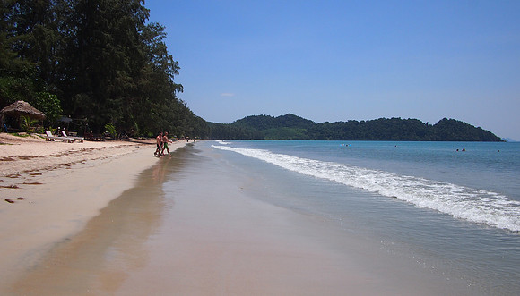 P3123265-ao-yai