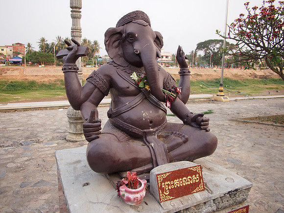 P2222404-ganesh