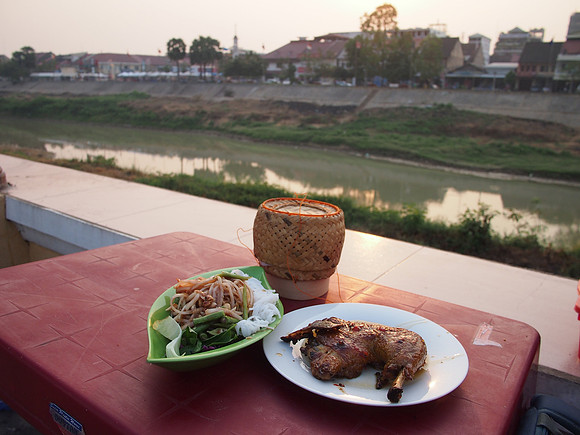 P2192258-chicken-sticky-rice