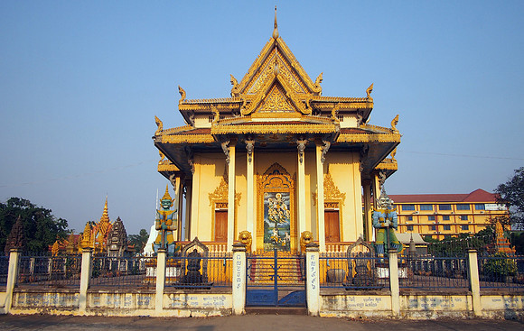 P2192234-wat-sangker