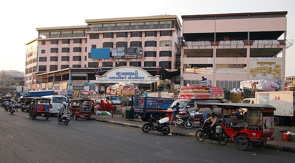P2162016-orussey-market